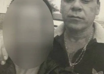 Homem tenta matar mulher e diz à polícia que casal foi vítima de assalto