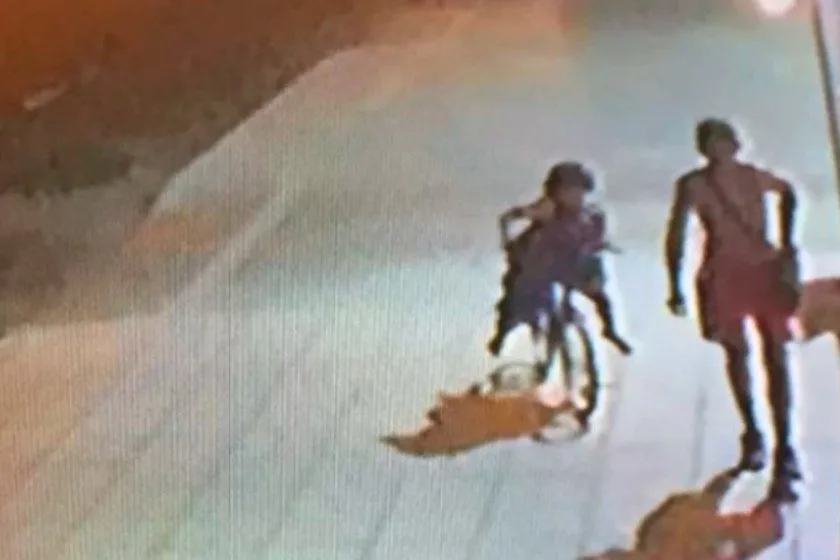 Homem furta televisão e é roubado por outro bandido ao sair na rua