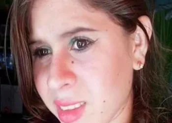 MULHER DESAPARECE NO CARNAVAL E DIZ AO MARIDO QUE FOI ABDUZIDA POR ET’S