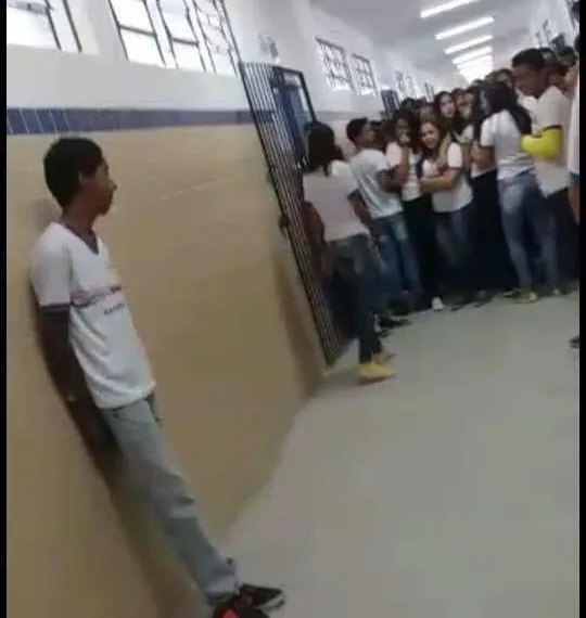 SEU FILHO SOFRE BULLYING NA ESCOLA?? ENTÃO LEIA ISSO…