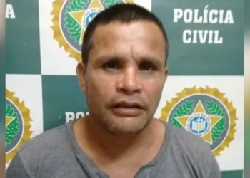 HOMEM É PRESO POR SUPOSTAMENTE ESTUPRAR A PRÓPRIA FILHA