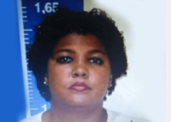 POLICIA PRENDE MULHER EM AGÊNCIA BANCARIA EM BAIRRO NA ZONA OESTE!!!