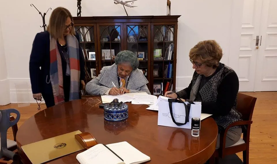 FACULDADE DE CAMPO GRANDE ENVIA ALUNAS PARA ESTUDAR EM PORTUGAL