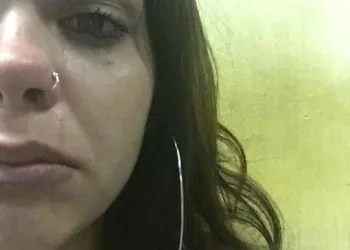 MULHER DENUNCIA HOMEM QUE ESTAVA SE MASTURBANDO DENTRO DO COLETIVO!!! REVOLTANTE!!!(FOTOS)