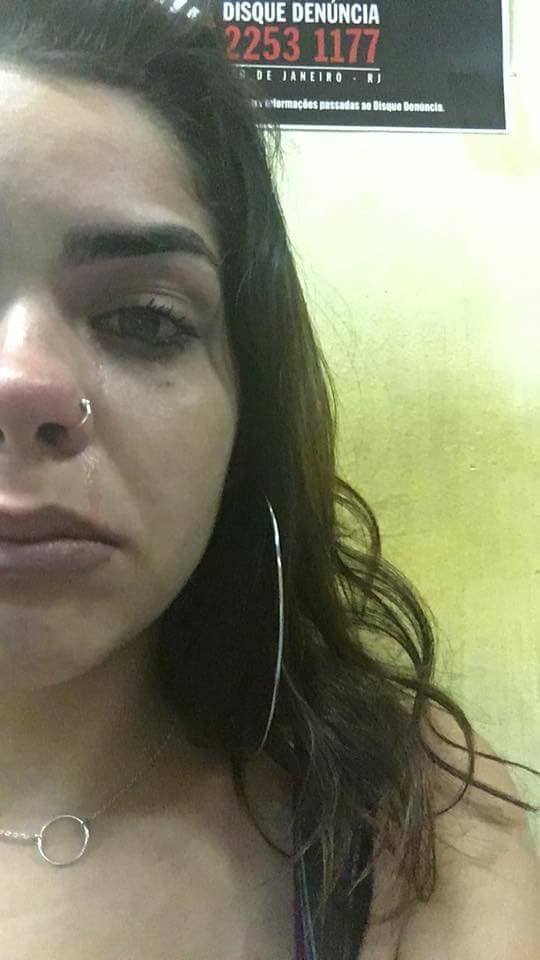 MULHER DENUNCIA HOMEM QUE ESTAVA SE MASTURBANDO DENTRO DO COLETIVO!!! REVOLTANTE!!!(FOTOS)