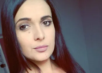 Homem dá carona para amigo matar ex-namorada e depois o assassina