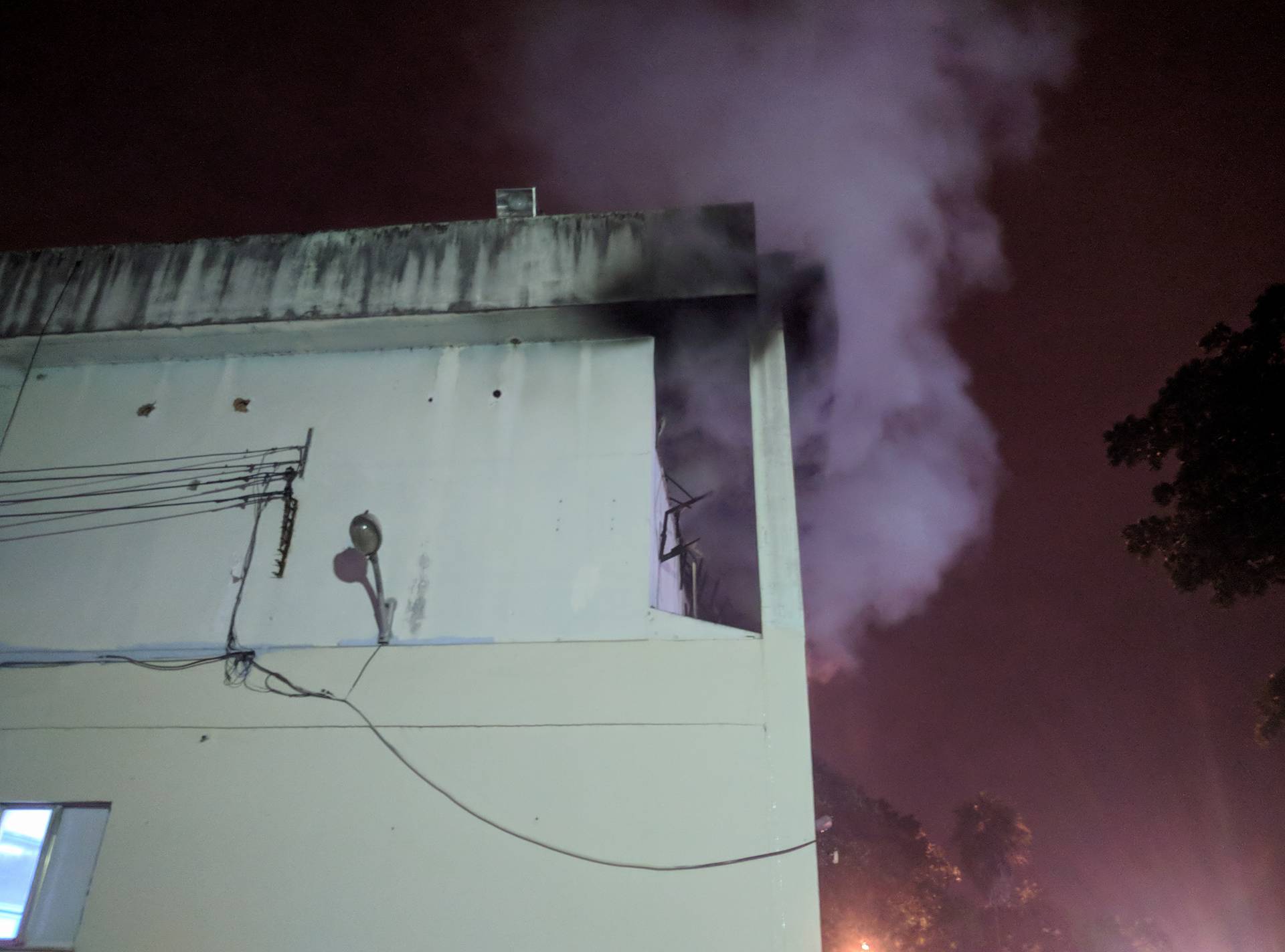 HOSPITAL ROCHA FARIA!! MORTES, INCÊNDIO E DESCASO