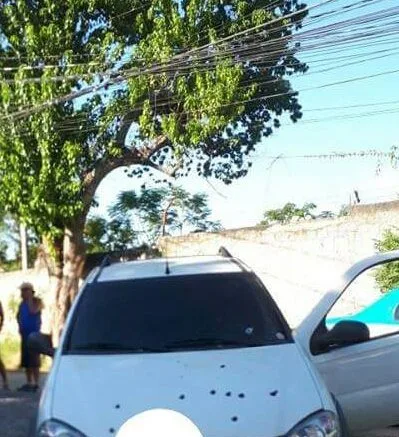 POLICIAL É BALEADO EM GUARATIBA!!!!
