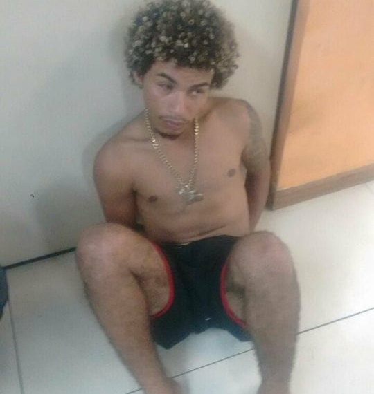 FOI ESSE QUE MATOU O TRAVESTI EM CAMPO GRANDE!!! PARABÉNS AOS POLICIAIS!!!