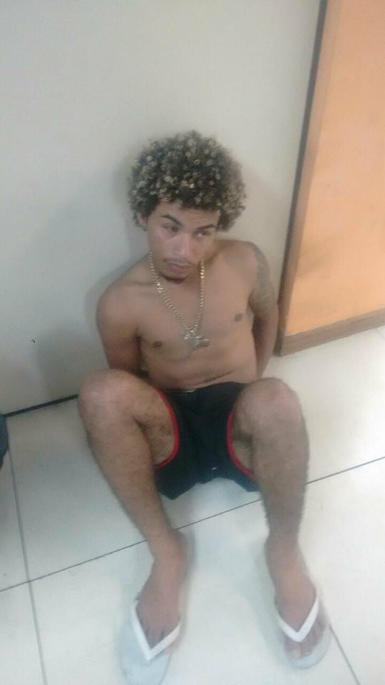 FOI ESSE QUE MATOU O TRAVESTI EM CAMPO GRANDE!!! PARABÉNS AOS POLICIAIS!!!