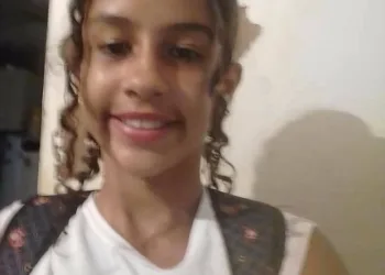 MENINA DE 11 ANOS ESTÁ DESAPARECIDA!!!