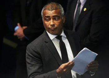 ROMÁRIO DIZ: VOU TIRAR O RIO DA MERDA!!! SAIBA COMO….