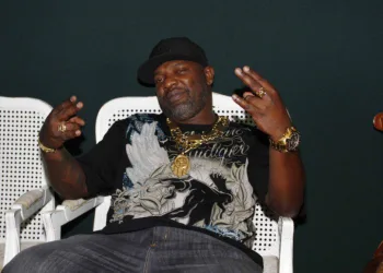 Com câncer, Mr. Catra tem cirurgia adiada após complicações