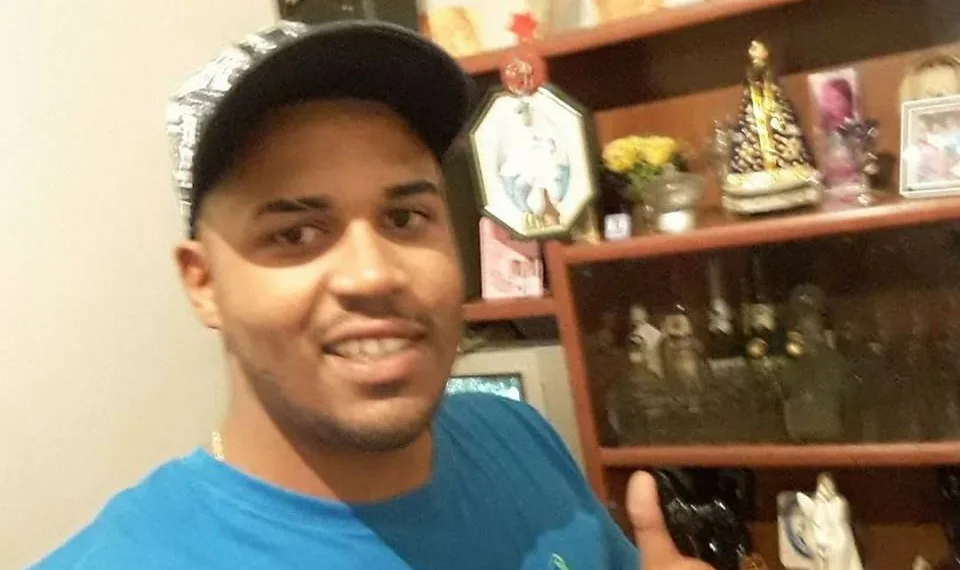 HOMEM É MORTO A TIROS EM BAIRRO DA ZONA OESTE!!!