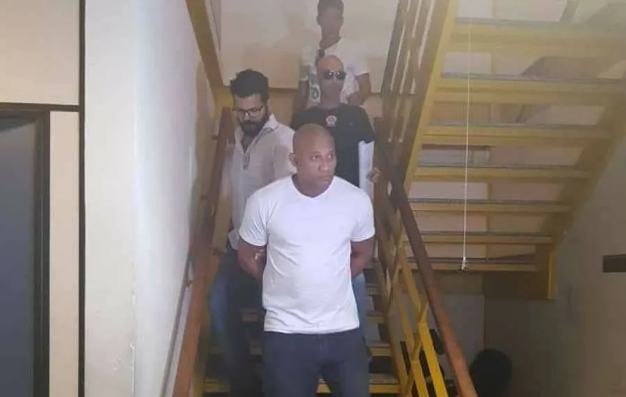 TORCEDOR DO FLAMENGO É PRESO NA ZONA OESTE!!! MOTIVO? LEIA