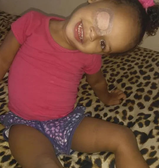 O SONHO DESSA MENINA É MUITO SIMPLES!!! E VOCÊ PODE AJUDAR!!! VEJA COMO…