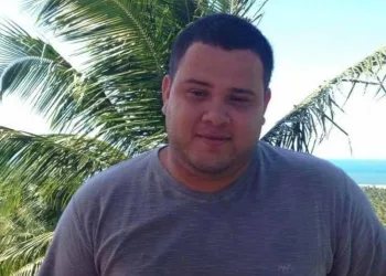 JOVEM É ATROPELADO E MORTO EM BAIRRO NA ZONA OESTE!!! QUEREMOS JUSTIÇA!!!