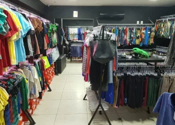 POLICIA APREENDE TRÊS TONELADAS DE ROUPAS FALSIFICADAS EM CAMPO GRANDE!!!(FOTOS)
