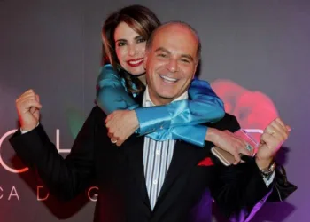 LUCIANA GIMENEZ DIZ: FUI TRAÍDA!! MAS, ELE É O HOMEM DA MINHA VIDA!!! VOCÊ PERDOARIA UMA TRAIÇÃO?