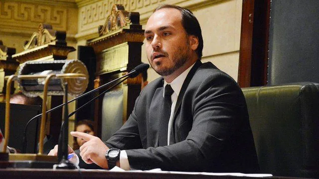 Bolsonaro é vice da Comissão de Direitos Humanos!!!