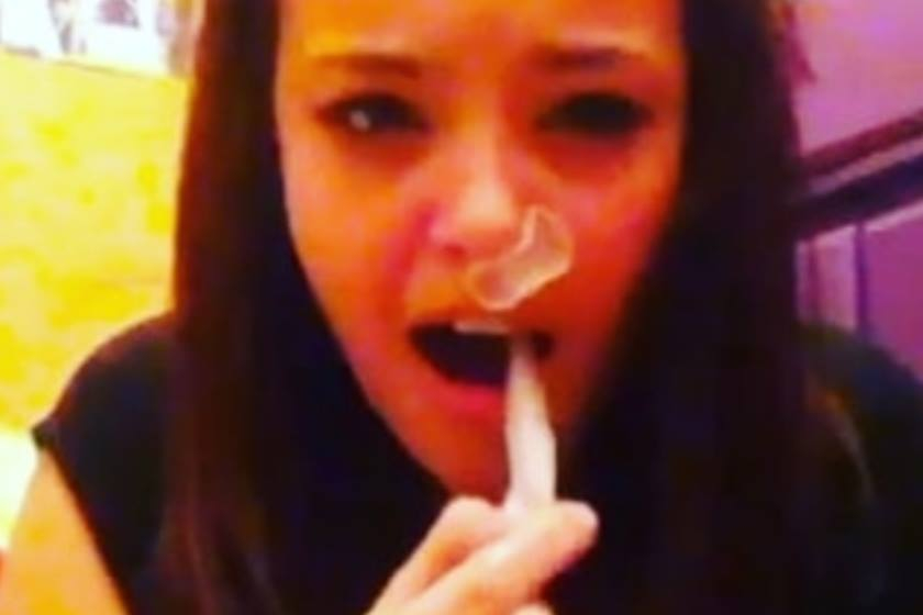 NOVO DESAFAIO ENTRE OS JOVENS NA INTENET DEIXAM OS PAIS ASSUSTADOS!!!