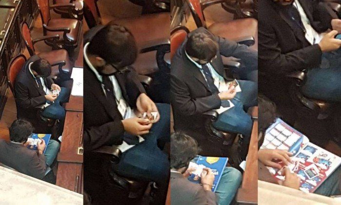 É mole? Assessores parlamentares trocam figurinhas da Copa em plenário da Alerj!!!