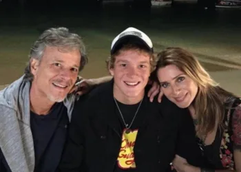 ATOR DA GLOBO FALA SOBRE PRISÃO DO FILHO COM DROGAS…