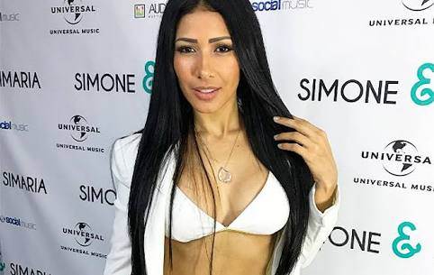 CANTORA ESTÁ DOENTE E CANCELA SHOWS