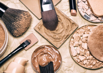 Fórmula de produtos de beleza pode estar ligada a câncer e mal-estar