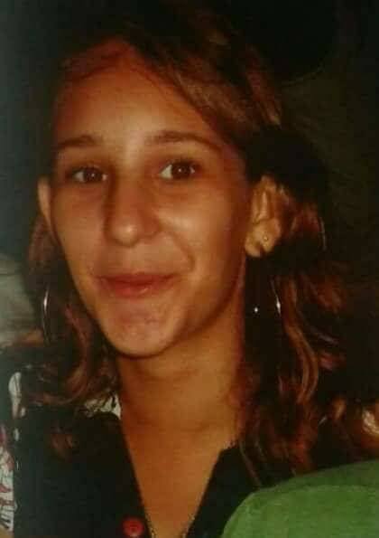 VOCÊS CONHECEM O CASO DESSA JOVEM? AJUDEM!! COMPARTILHEM!!