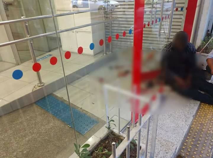 POLICIAL DO BOPE É BALEADO APÓS FAZER SAQUE EM CAIXA ELETRÔNICO NO RJ
