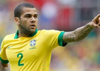 DANIEL ALVES ESTÁ FORA DA COPA DO MUNDO!!!