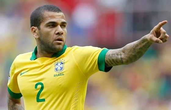 DANIEL ALVES ESTÁ FORA DA COPA DO MUNDO!!!