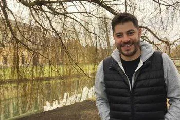 JORNALISTA PREFERE LAVAR LOUÇA PRA MULHER DO QUE VOLTAR PARA A GLOBO!!