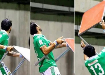 LOCO ABREU SURTA E AGRIDE TORCEDOR!!!