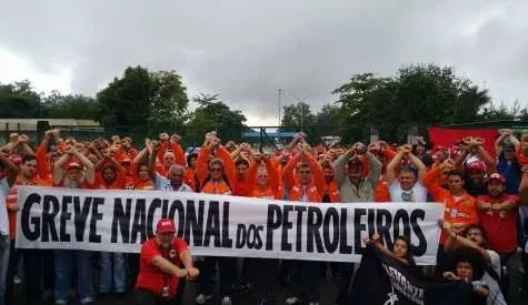 PETROLEIROS ANUNCIAM  GREVE!!!!