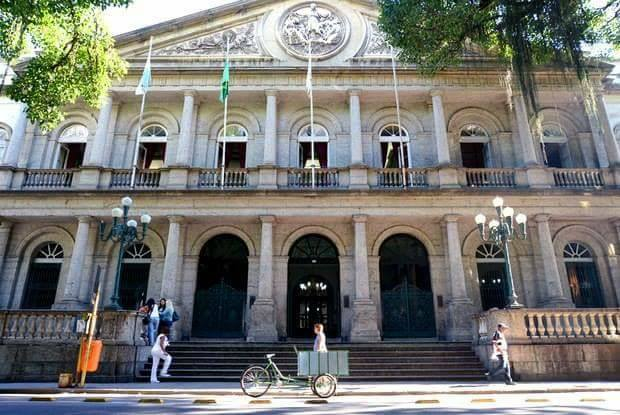 ATENÇÃO MULHERES!!! SANTA CASA PROMOVE CONSULTA GRÁTIS EM MUTIRÃO DE CIRURGIA PLÁSTICA PARA MULHERES