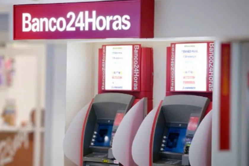 Caixas eletrônicos podem ficar sem dinheiro na segunda