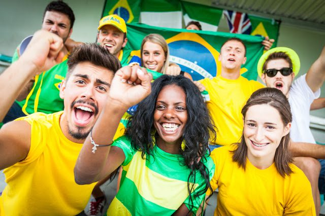 ESTUDO BRITÂNICO REVELA: POVO BRASILEIRO É O MAIS IDIOTA DO MUNDO