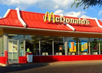 Quer trabalhar???McDonald’s promove processo seletivo para contratar estagiários!!!