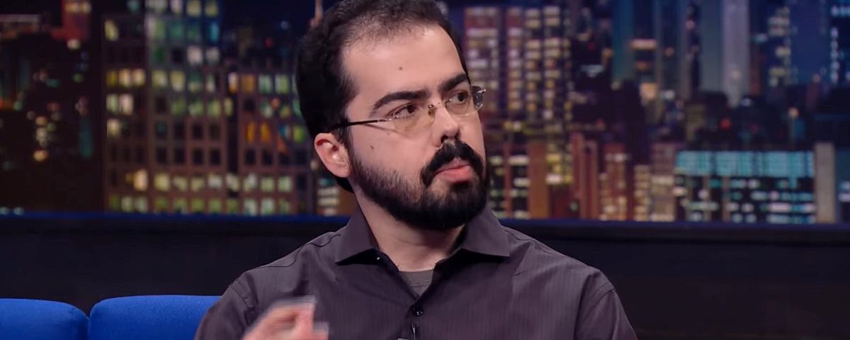 Professor que encontrou falhas na urna eletrônica deixará o Brasil