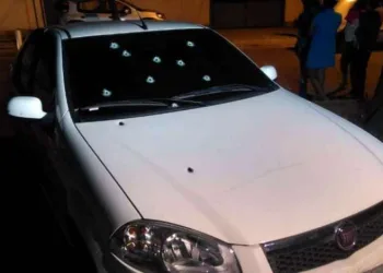 CASAL É BALEADO EM BAIRRO NA ZONA OESTE!!