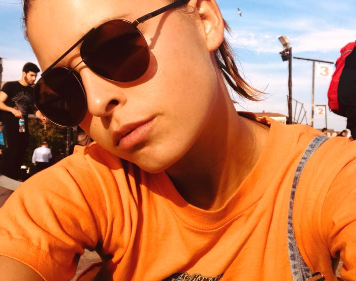 Modelo  provoca ira ao posar nua em local sagrado de Jerusalém(fotos)