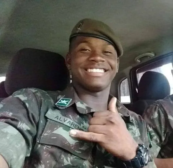 MILITAR É MORTO EM ASSALTO NO RJ!!!