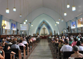 Criminoso Invade Igreja em Bairro na Zona Oeste!!