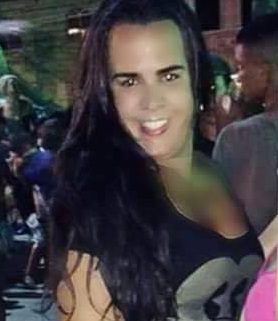TRANSEXUAL É MORA A TIROS NO RJ!!!