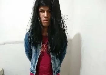 PRESO É FLAGRADO TENTANDO FUGIR DISFARÇADO DE MULHER