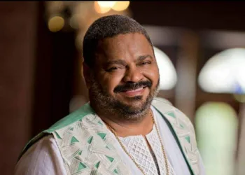 CANTOR ARLINDO CRUZ SAI DO HOSPITAL!!! BOA NOTICIA!!