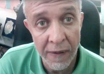 Ex-jogador e comentarista sofre infarto e morre durante o jogo da copa do mundo!!