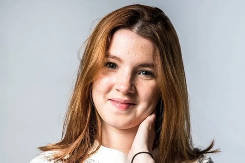 ATOR AGRIDE NAMORADA EM BOATE NA ZONA OESTE DO RJ!!!